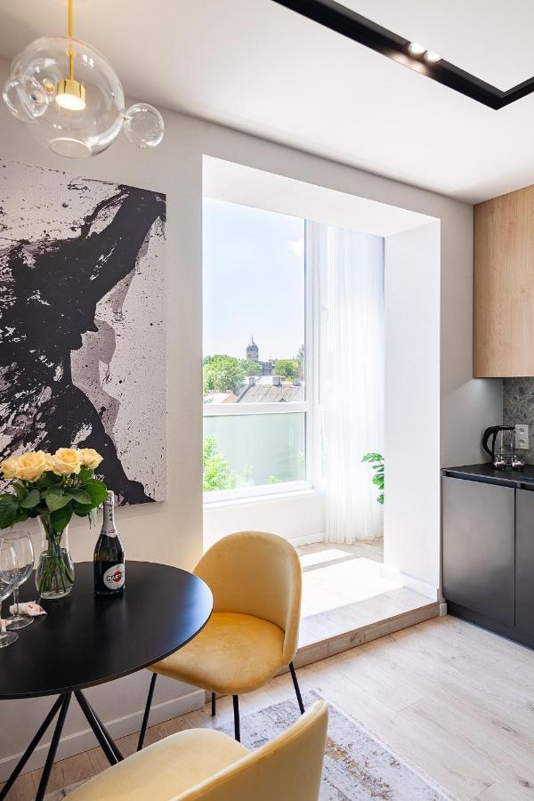 Royal Vip Jacuzzi Apart Lvov Exteriér fotografie