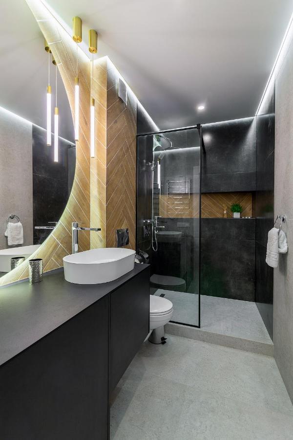 Royal Vip Jacuzzi Apart Lvov Exteriér fotografie