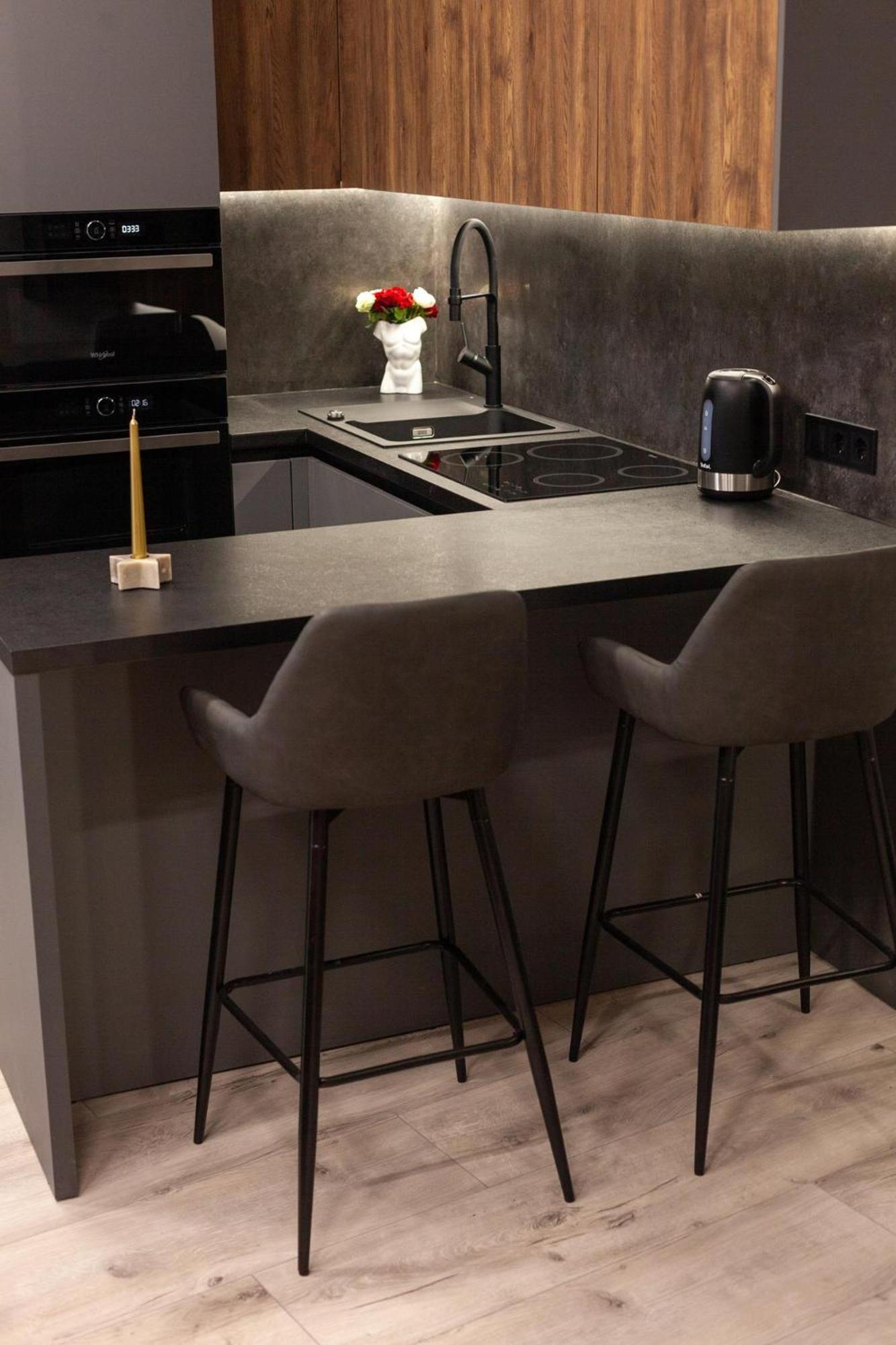 Royal Vip Jacuzzi Apart Lvov Exteriér fotografie