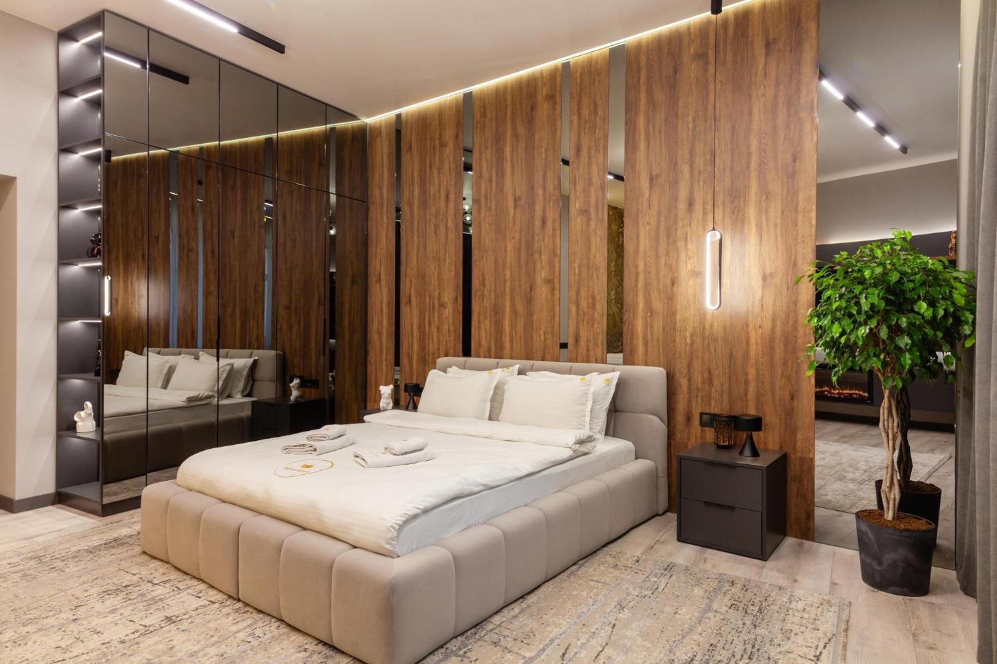 Royal Vip Jacuzzi Apart Lvov Exteriér fotografie